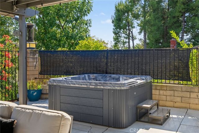 902 Calle Carrillo, San Dimas, CA 91773