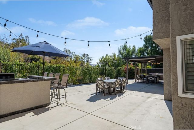 902 Calle Carrillo, San Dimas, CA 91773