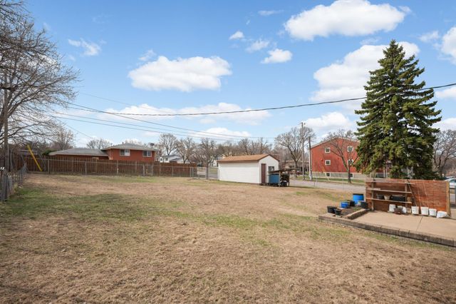 732 Rondo Avenue, Saint Paul, MN 55104