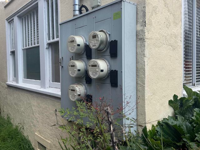 362 S Hudson Street, Oakland, CA 94618