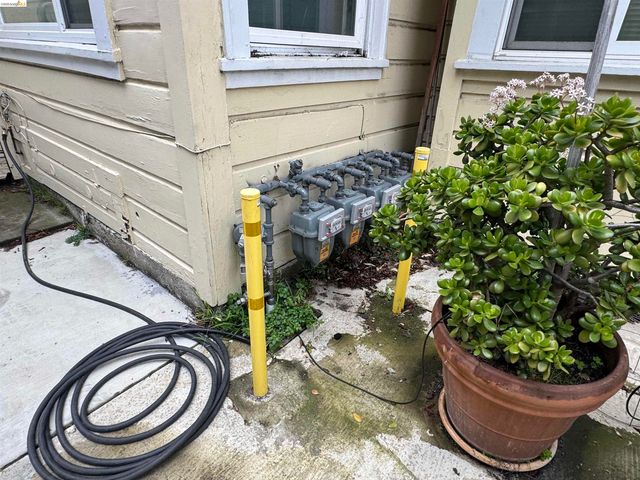 362 S Hudson Street, Oakland, CA 94618