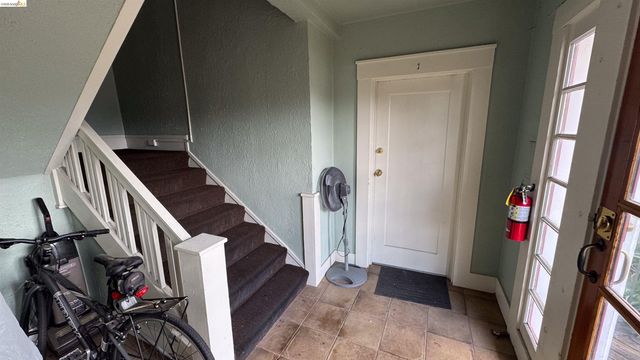 362 S Hudson Street, Oakland, CA 94618