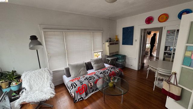 362 S Hudson Street, Oakland, CA 94618