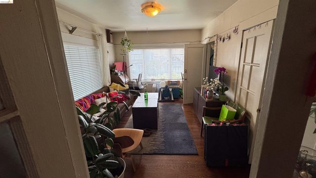 362 S Hudson Street, Oakland, CA 94618