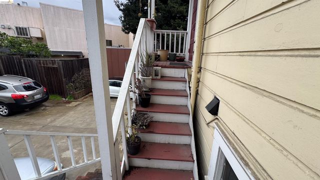 362 S Hudson Street, Oakland, CA 94618
