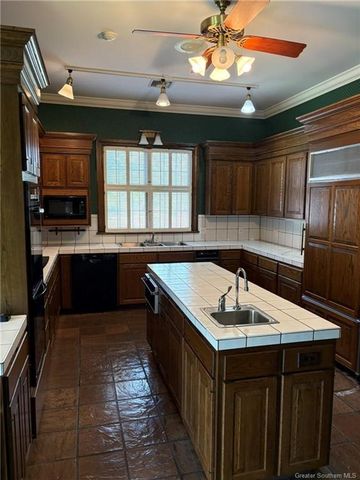 415 W Academy Avenue, Jennings, LA 70546