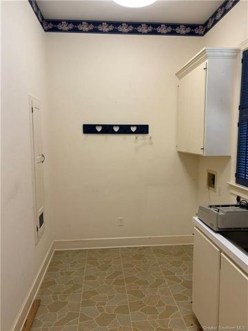 415 W Academy Avenue, Jennings, LA 70546