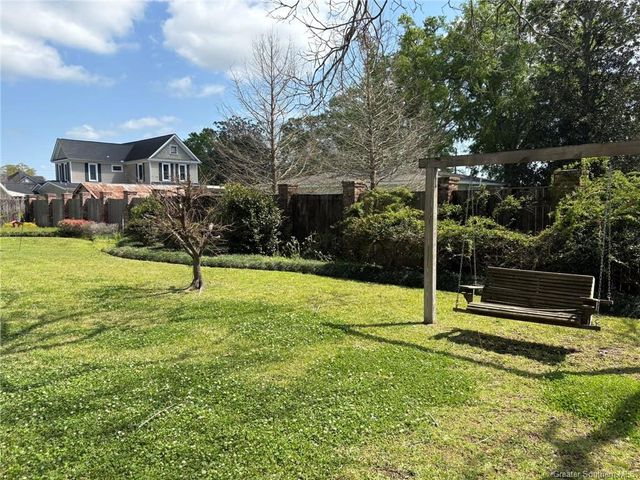 415 W Academy Avenue, Jennings, LA 70546