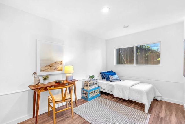 279 Sterling Avenue, Pacifica, CA 94044