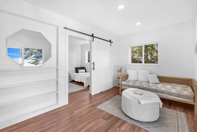 279 Sterling Avenue, Pacifica, CA 94044