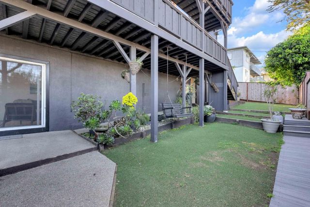 279 Sterling Avenue, Pacifica, CA 94044