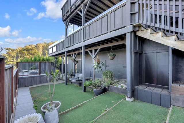 279 Sterling Avenue, Pacifica, CA 94044