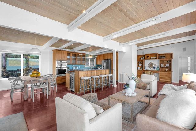 279 Sterling Avenue, Pacifica, CA 94044