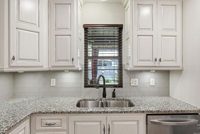 803 Adamson Dr, Searcy, AR 72143