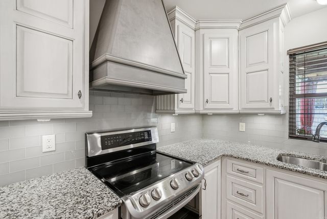 803 Adamson Dr, Searcy, AR 72143