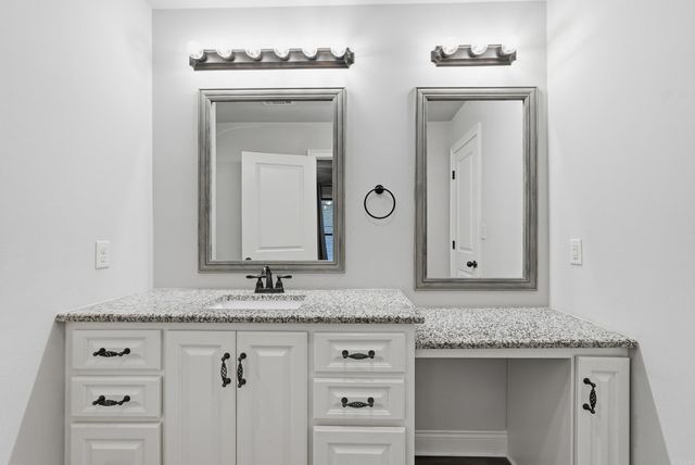 803 Adamson Dr, Searcy, AR 72143