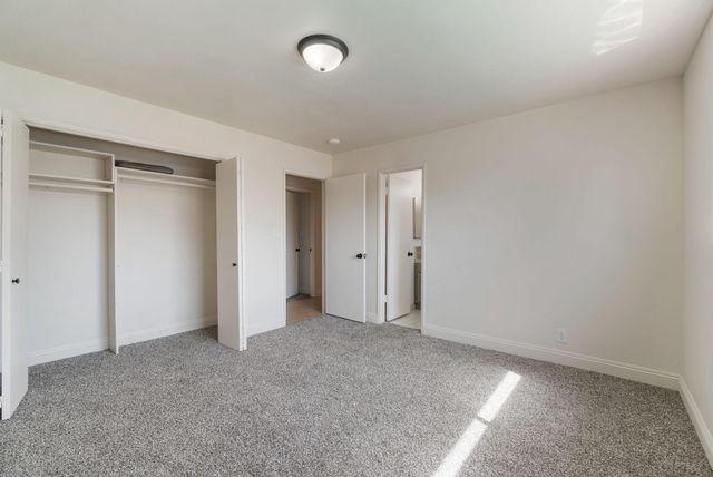 2738 S Fairway Court, Visalia, CA 93277