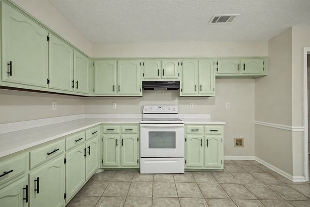 8208 CLINTON WAY CV, Memphis, TN 38018