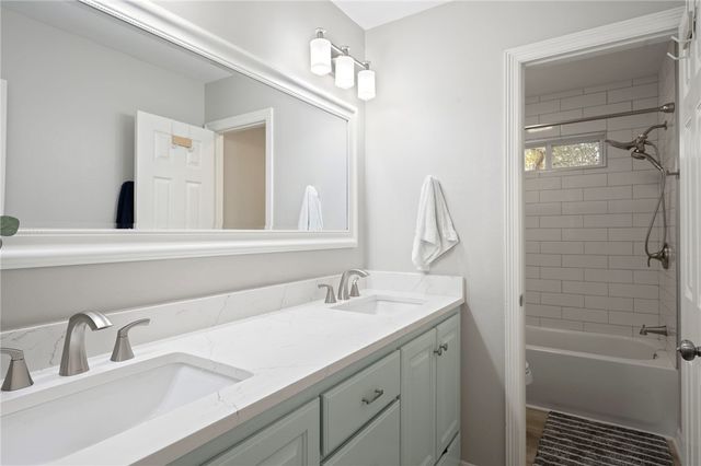 701 Royal Adelade Drive, College Station, TX 77845