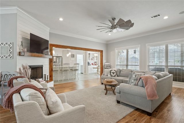 701 Royal Adelade Drive, College Station, TX 77845