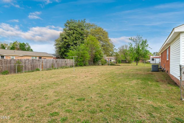 6203 Lynette Circle, Fayetteville, NC 28314