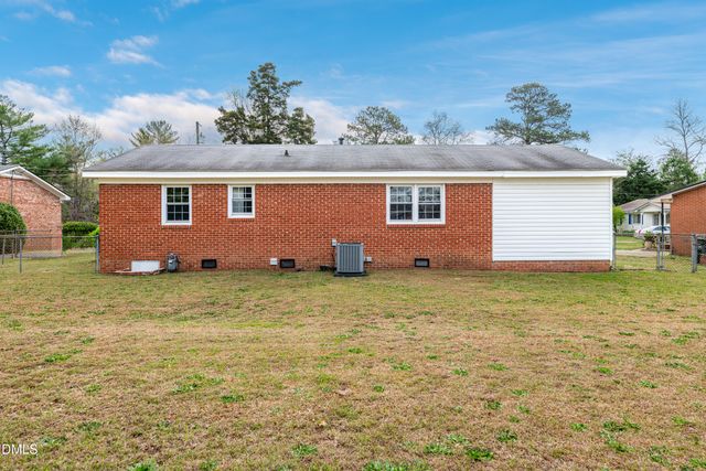 6203 Lynette Circle, Fayetteville, NC 28314