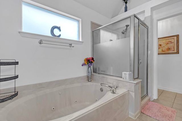 10215 N GREEN MOSS DR, Cordova, TN 38018