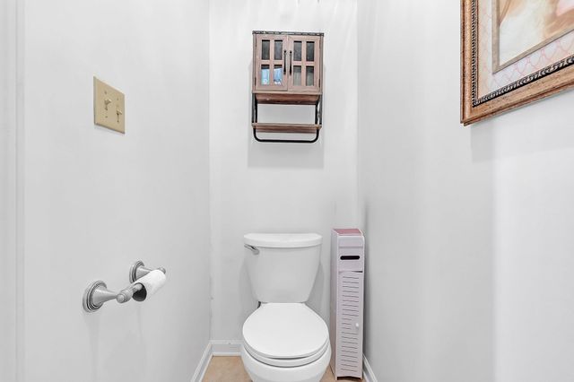 10215 N GREEN MOSS DR, Cordova, TN 38018