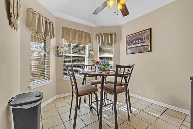 10215 N GREEN MOSS DR, Cordova, TN 38018