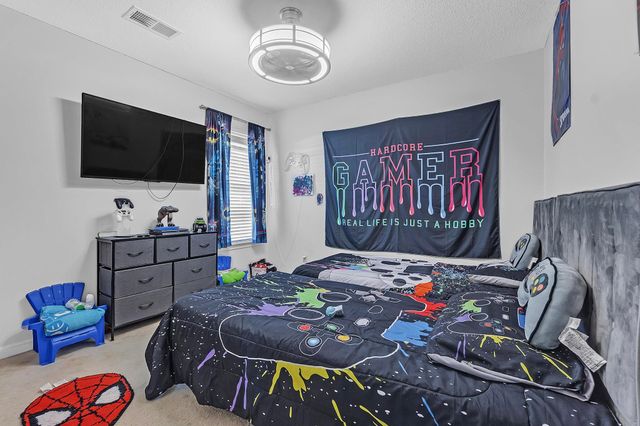 10215 N GREEN MOSS DR, Cordova, TN 38018