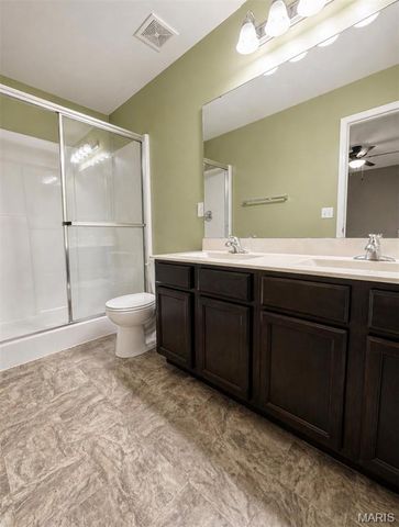 1005 Busch Drive, Warrenton, MO 63383