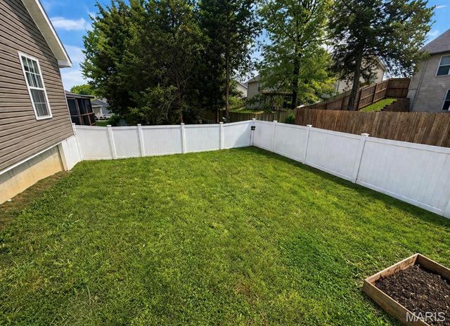 1005 Busch Drive, Warrenton, MO 63383