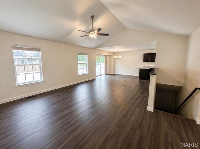 1005 Busch Drive, Warrenton, MO 63383