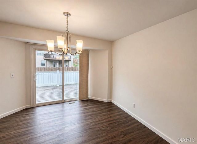 1005 Busch Drive, Warrenton, MO 63383