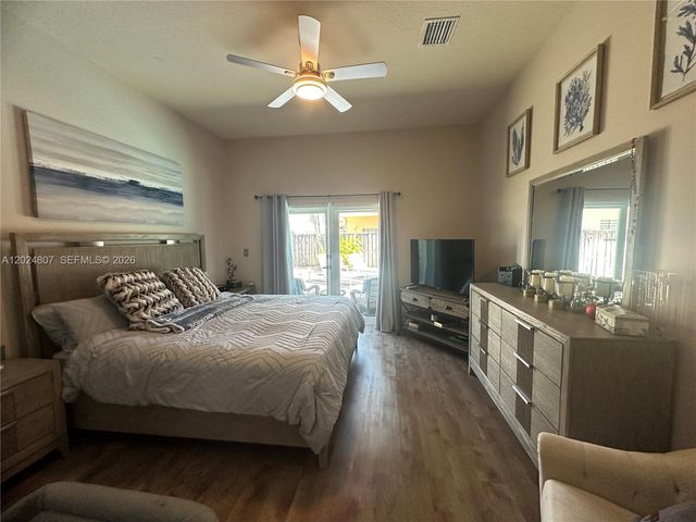 14127 SW 161st Place, Miami, FL 33196