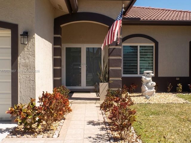 14127 SW 161st Place, Miami, FL 33196