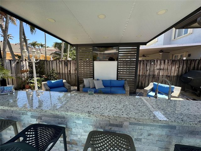 14127 SW 161st Place, Miami, FL 33196
