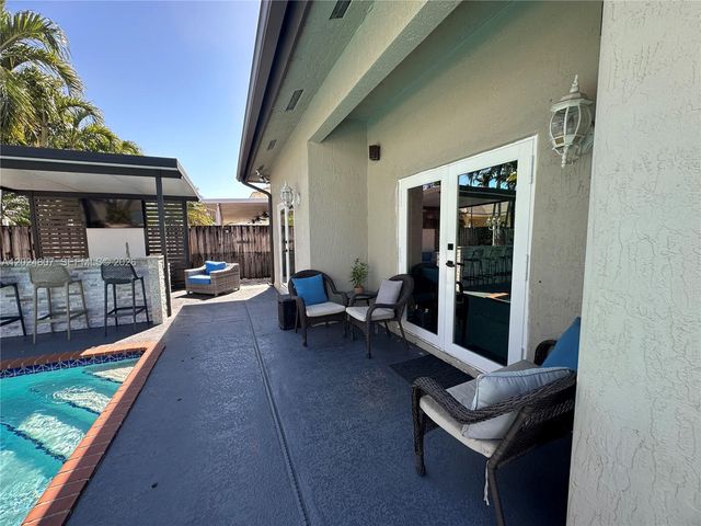 14127 SW 161st Place, Miami, FL 33196