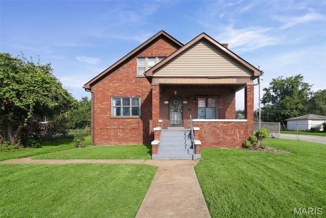 737 Vogel Place, East St Louis, IL 62205
