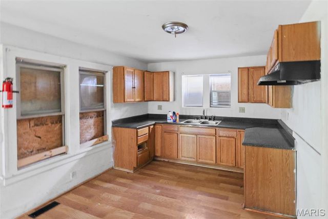 737 Vogel Place, East St Louis, IL 62205