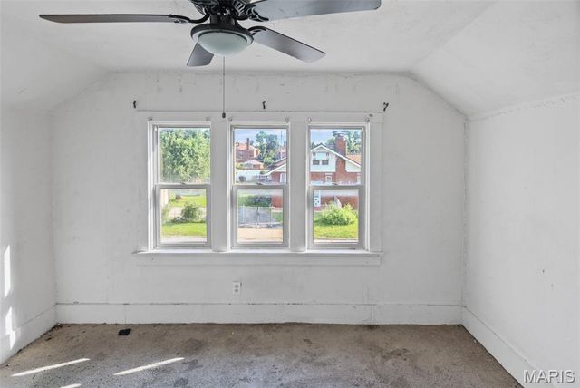 737 Vogel Place, East St Louis, IL 62205