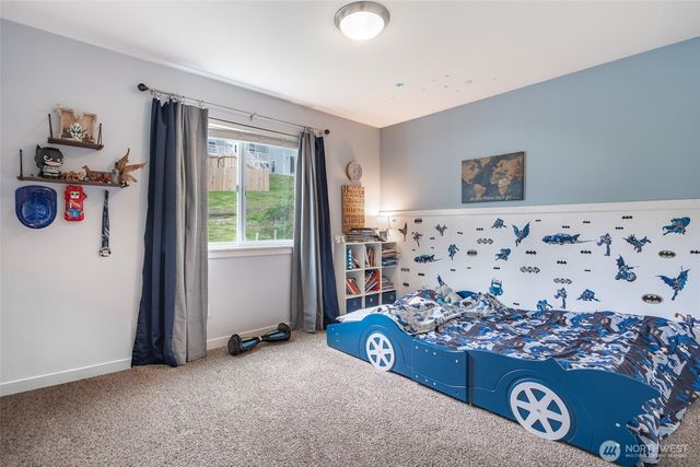 7063 E Nightingale Street, Port Orchard, WA 98366