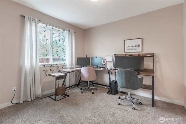 7063 E Nightingale Street, Port Orchard, WA 98366