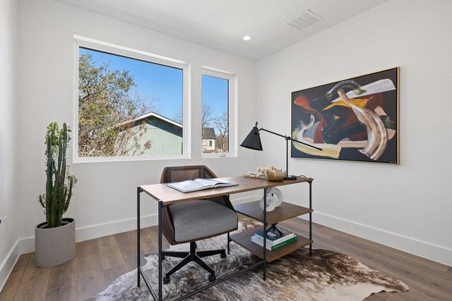 4601 Hank Ave 3, Austin, TX 78745