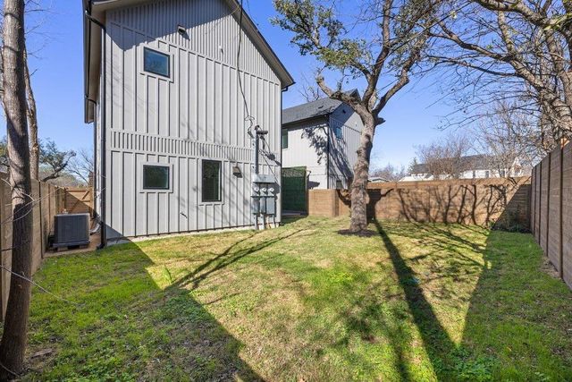 4601 Hank Ave 3, Austin, TX 78745