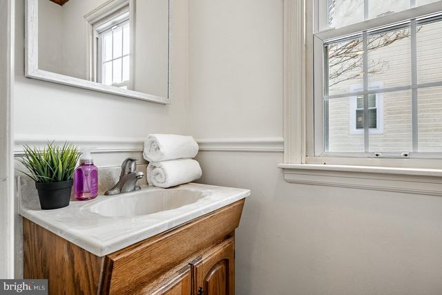 303 GREENHILL RD, Willow Grove, PA 19090