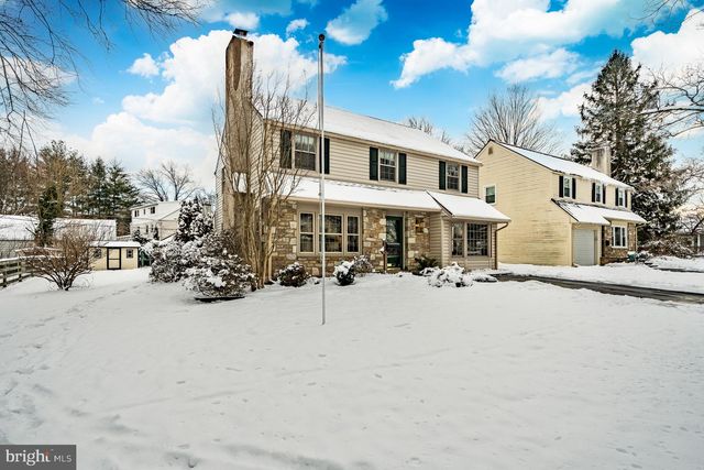 303 GREENHILL RD, Willow Grove, PA 19090