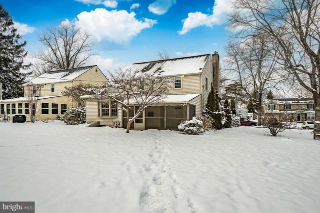 303 GREENHILL RD, Willow Grove, PA 19090