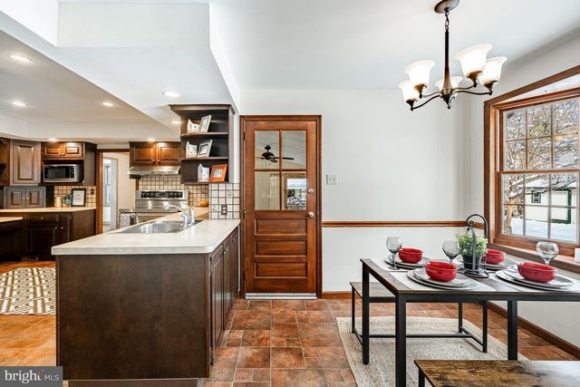 303 GREENHILL RD, Willow Grove, PA 19090