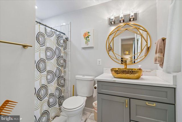 5309 ACORN DR, Temple Hills, MD 20748